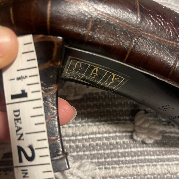 Preowned and in very good condition - Picture 7 of 12